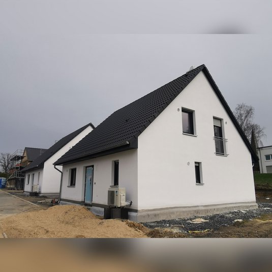 Fertig Haus mit weißen Putz