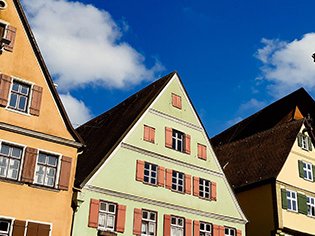 Schönes Bild der Stadt und Region