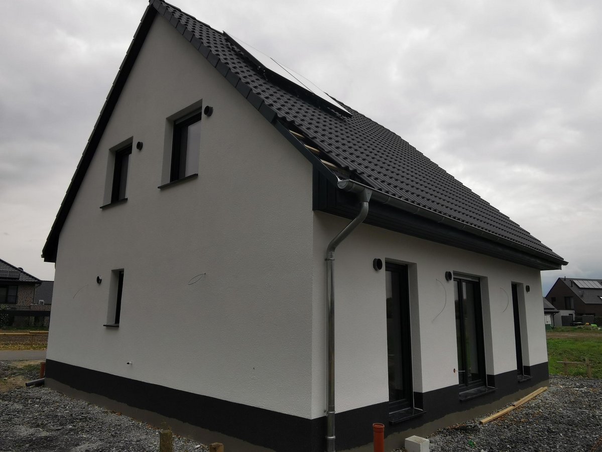 Fertig Haus mit weißen Putz