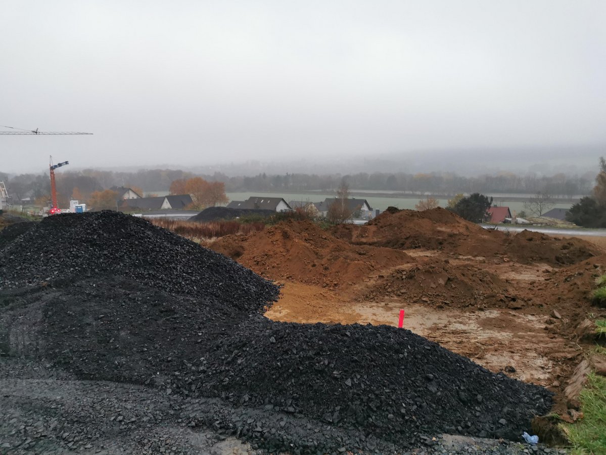 Fertiges Schotterpolster - Der Beginn des Hausbaus